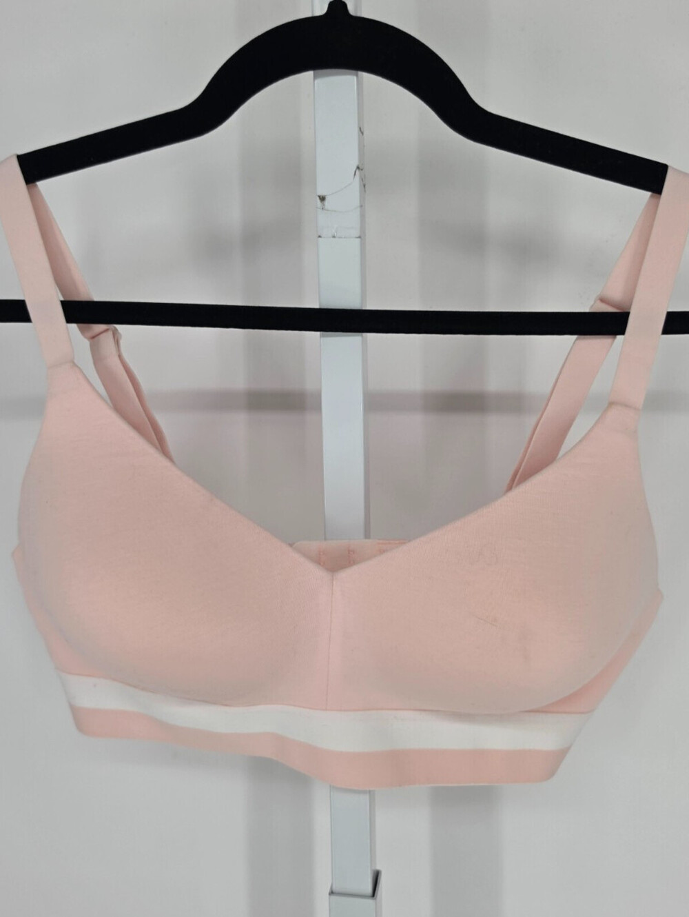 Hanes Womens Sz L Cotton Blend Classic T Shirt Bra Light Pink White